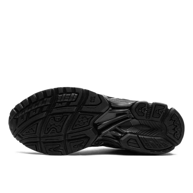 Gel Kayano 14 Black & Silver